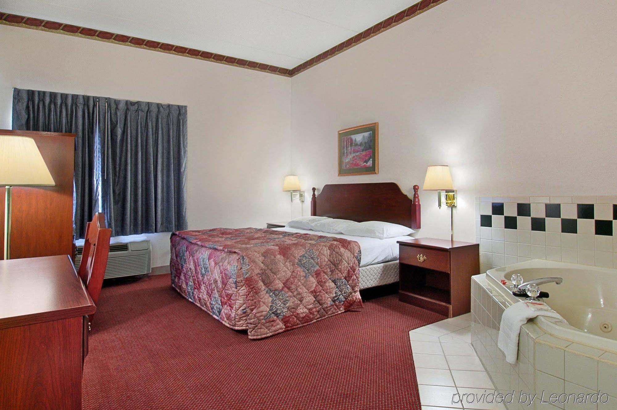 Red Roof Inn Hendersonville Zewnętrze zdjęcie